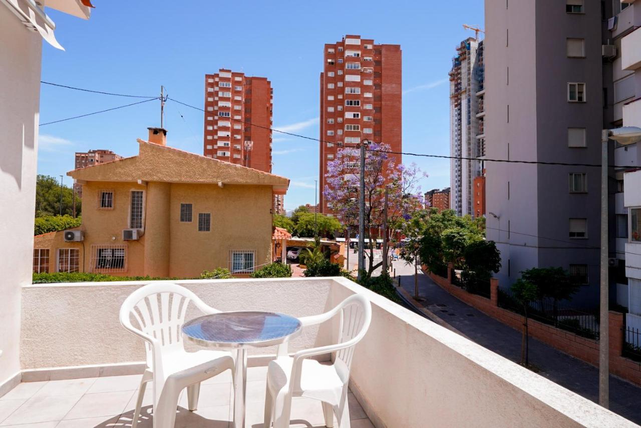 Casa Mya Con Terreno Privado Y Parking Compartido - A 800M De Playa Poniente Villa Benidorm Kültér fotó